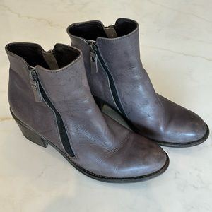 AGL Ella Block Heel Bootie Pewter Gray size 41/10